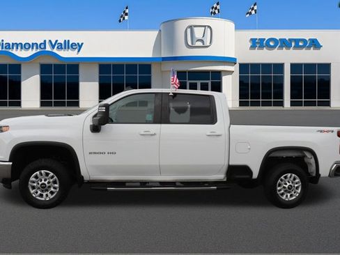 Used 2023 Chevrolet Silverado 2500 LT image 7