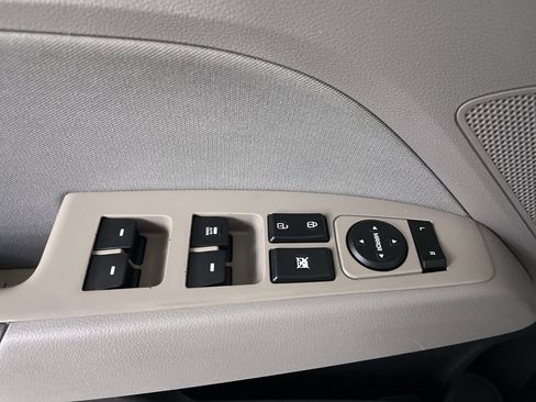 Used 2018 Hyundai Elantra SEL image 11