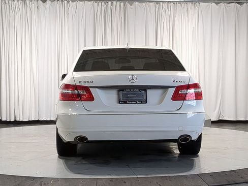 Used 2011 Mercedes-Benz E 350 4MATIC Sedan image 15