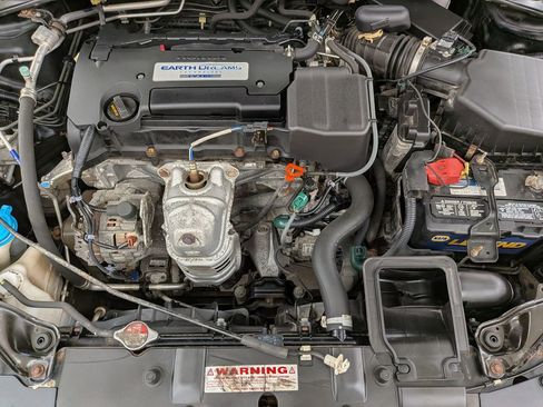 Used 2015 Honda Accord EX-L image 34