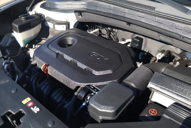 Used 2020 Hyundai Santa Fe SEL FWD image 8