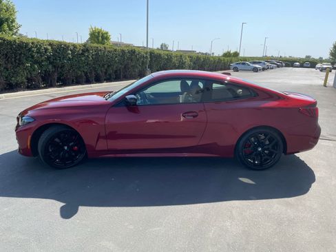Used 2025 BMW 430i Coupe w/ M Sport Package image 3