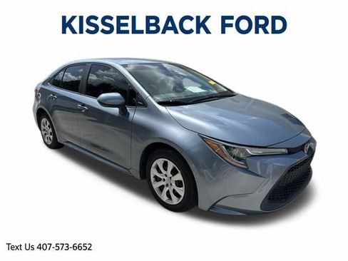 Used 2022 Toyota Corolla LE FWD image 1