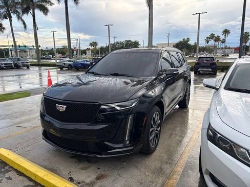 Used 2021 Cadillac XT6 Sport AWD/4WD image 1