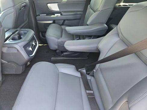 New 2026 Ford Expedition Active AWD/4WD image 6