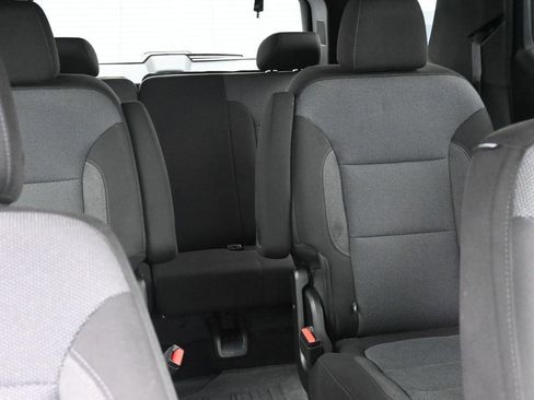 Used 2023 Chevrolet Traverse LT w/ LPO, Floor Liner Package AWD/4WD image 12