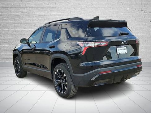 Used 2025 Chevrolet Equinox RS image 3