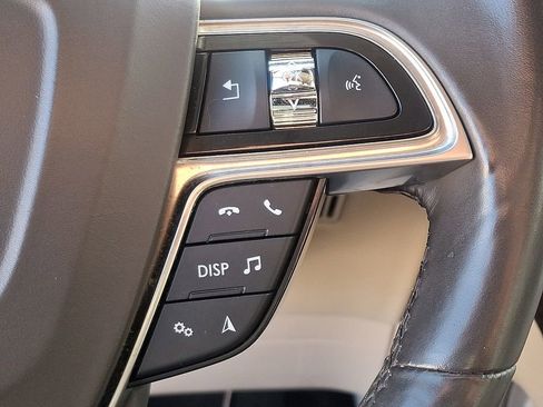 Used 2020 Lincoln Nautilus Reserve w/ Cargo Utility Package image 23