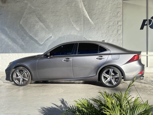 Used 2018 Lexus IS 300 w/ Premium Package image 5