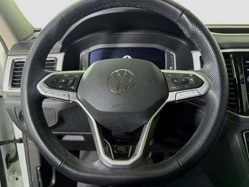 Used 2023 Volkswagen Atlas SEL Premium image 12