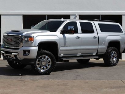 Used 2017 GMC Sierra 2500 Denali w/ Duramax Plus Package