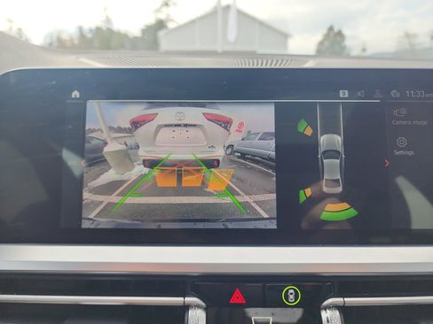 Used 2021 BMW 330i xDrive Sedan w/ Convenience Package image 18