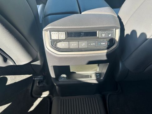 Used 2025 Lexus TX 500h 500h F SPORT Premium image 26