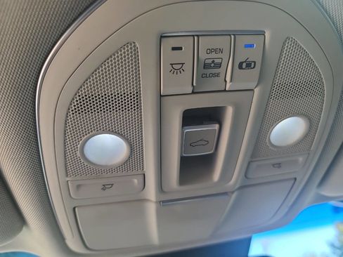 Used 2016 Hyundai Genesis 3.8 w/ Option Group 04 image 26