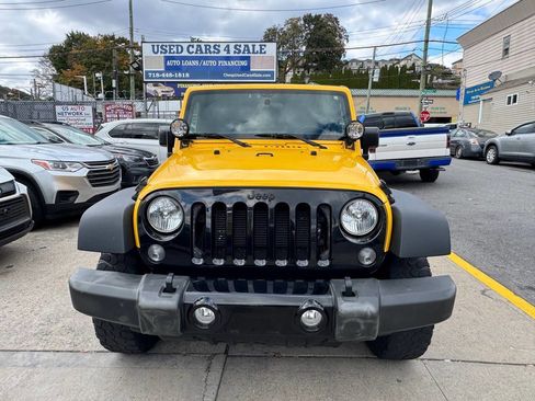 Used 2015 Jeep Wrangler Unlimited Sport image 2