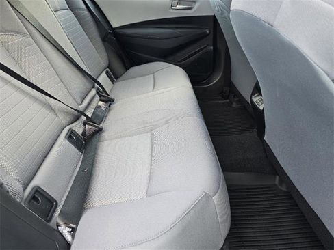 Used 2025 Toyota Corolla SE image 11