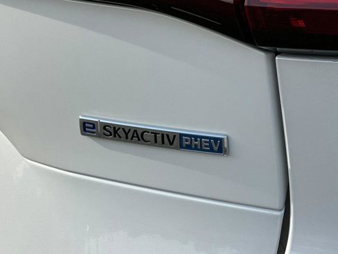 Certified 2025 MAZDA CX-90 Plug-In Hybrid w/Premium Sport image 28