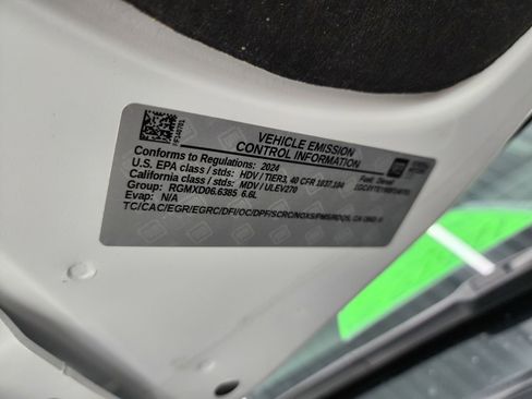 Used 2024 Chevrolet Silverado 3500 LT w/ Convenience Package image 21