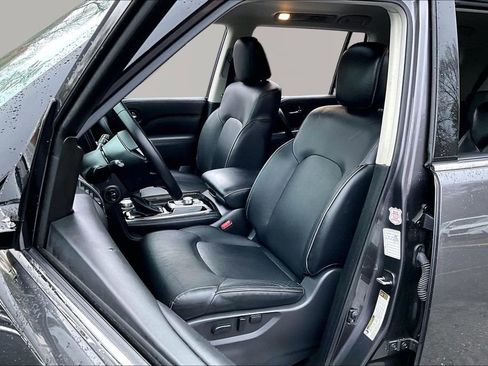 Used 2024 INFINITI QX80 Luxe image 17