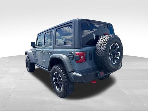 Used 2026 Jeep Wrangler Unlimited Rubicon AWD/4WD image 6