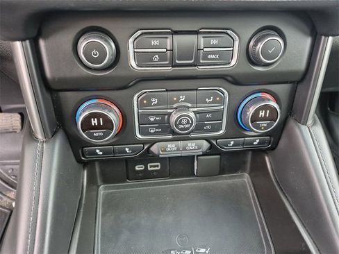 Used 2021 Chevrolet Tahoe LT w/ Rear Media and Nav Package image 25