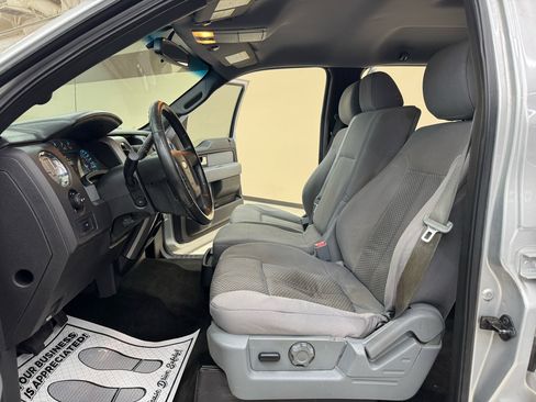 Used 2012 Ford F150 XLT w/ XLT Chrome Pkg image 17