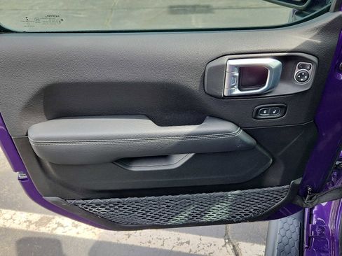 Used 2023 Jeep Wrangler Sahara w/ Safety Group image 12