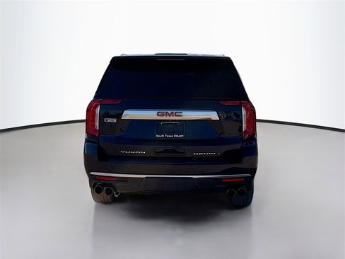 Used 2022 GMC Yukon Denali image 6