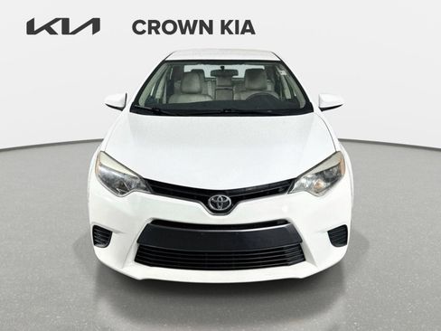 Used 2016 Toyota Corolla LE FWD image 2