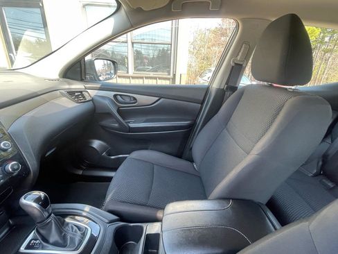 Used 2019 Nissan Rogue Sport S w/ Appearance Package image 16