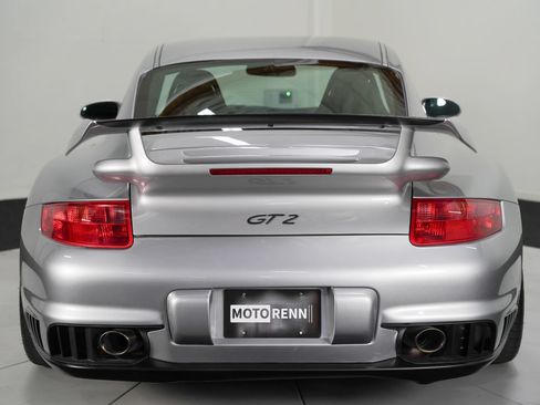 Used 2008 Porsche 911 GT2 RWD image 7