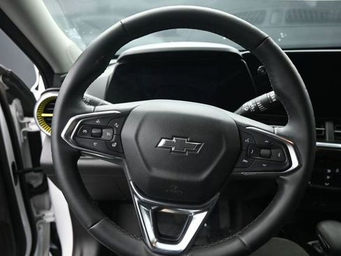 Used 2024 Chevrolet Trax ACTIV w/ Driver Confidence Package FWD image 18