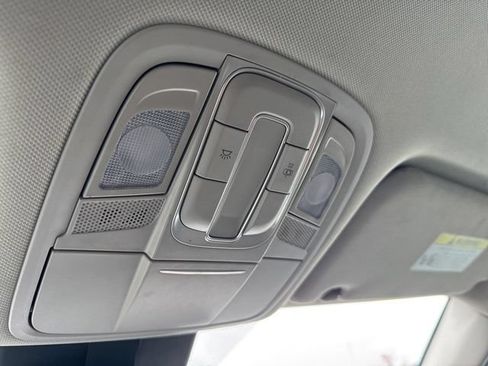Used 2020 Hyundai Santa Fe SEL FWD image 17