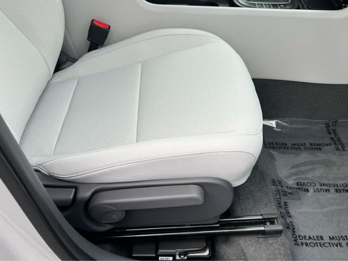 New 2026 Hyundai Kona SEL Sport AWD/4WD image 18