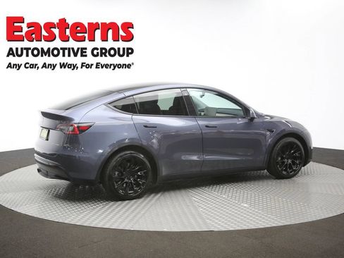 Used 2021 Tesla Model Y Long Range AWD/4WD image 37