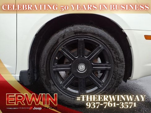 Used 2009 Chrysler Sebring Touring w/ Special Touring Group image 9