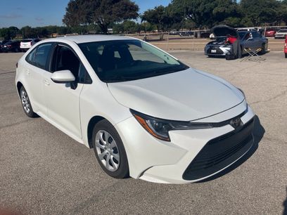 Used 2025 Toyota Corolla LE