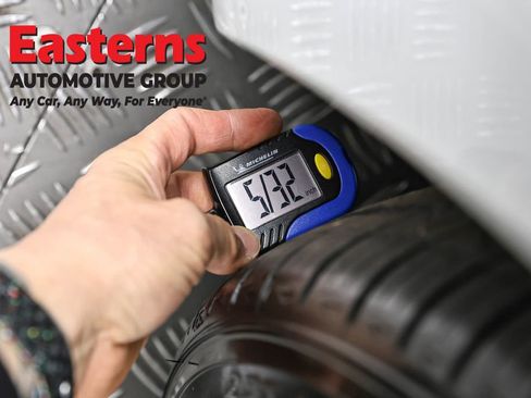 Used 2020 Tesla Model 3 Standard Range Plus image 23