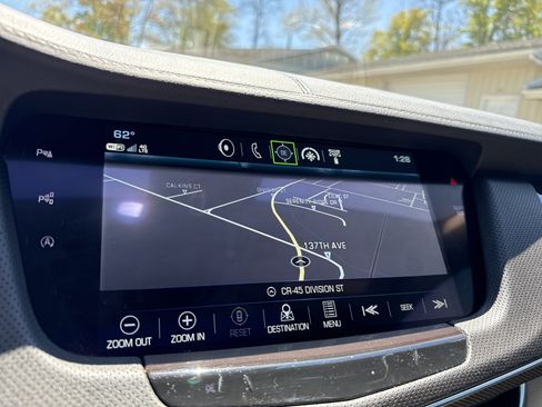 Used 2018 Cadillac CT6 Premium Luxury w/ Super Cruise Package AWD/4WD image 3