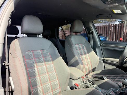 Used 2019 Volkswagen GTI S w/ Driver Assistance Package FWD image 31