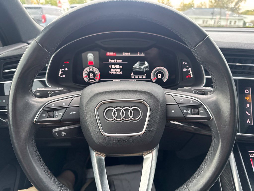 Used 2021 Audi Q7 3.0T Premium w/ Convenience Package AWD/4WD image 17