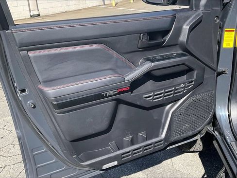 Used 2025 Toyota Tacoma TRD Pro image 28