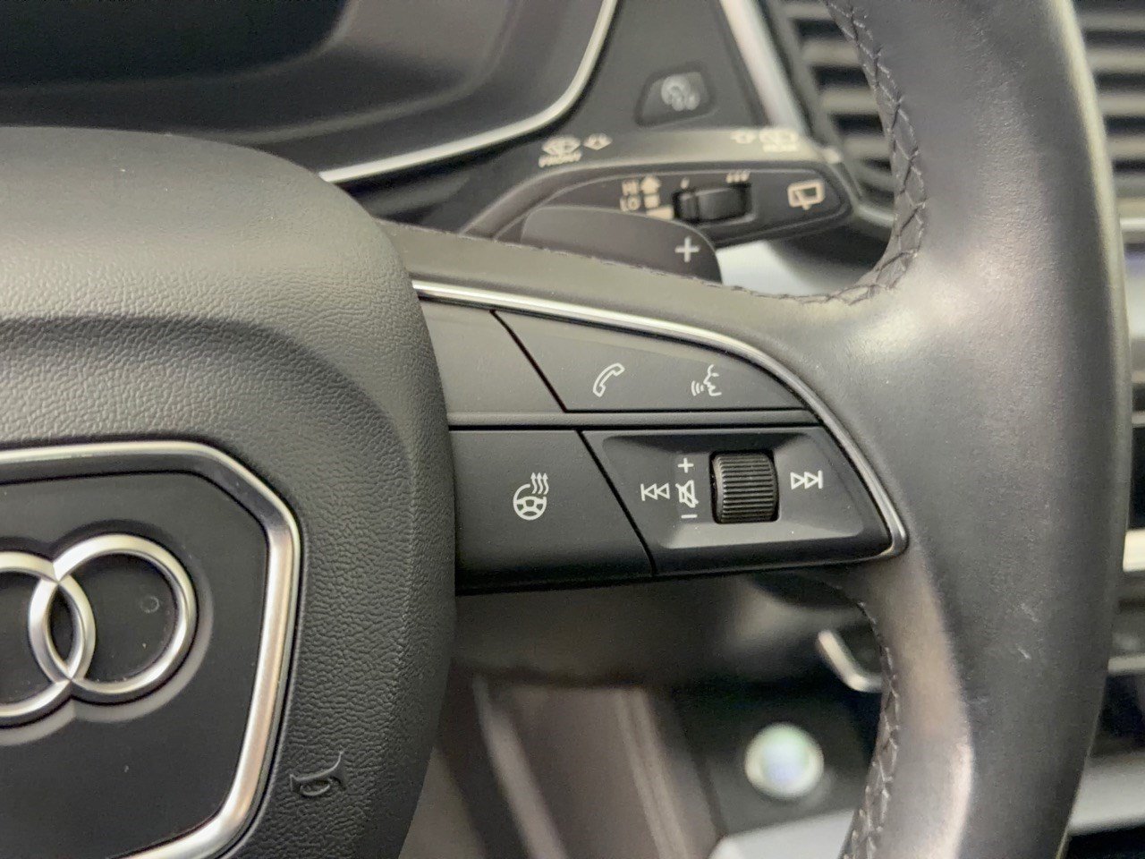 Used 2023 Audi Q5 2.0T Prestige AWD/4WD image 19