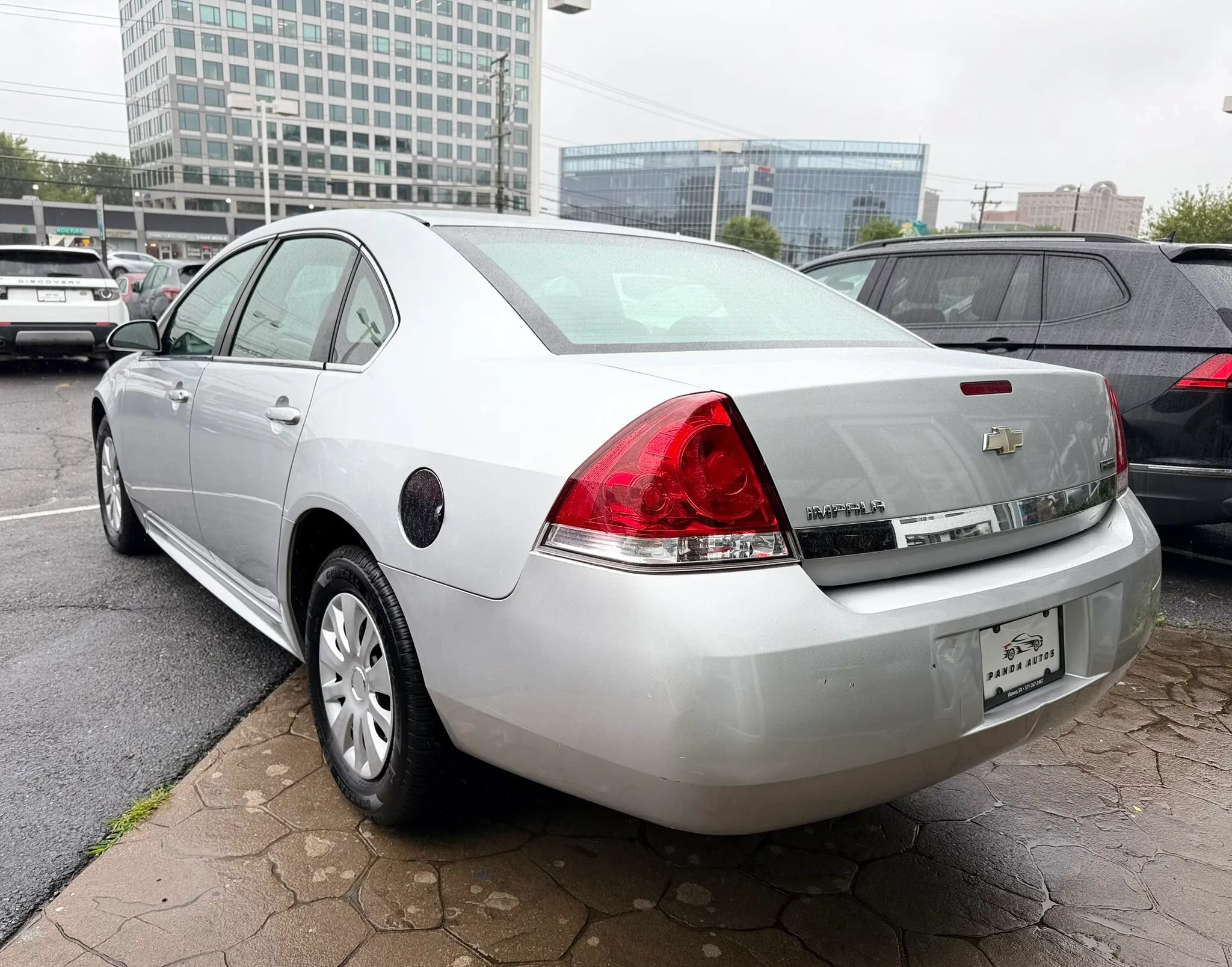 Used 2010 Chevrolet Impala LS FWD image 7