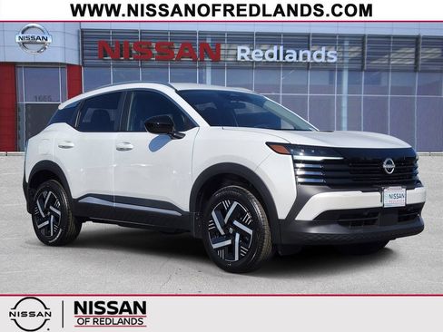 New 2026 Nissan Kicks SV w/ Interior Electronics Package FWD image 1