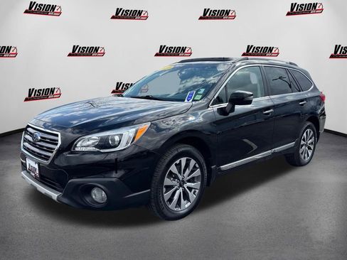 Used 2017 Subaru Outback 2.5i Touring image 1