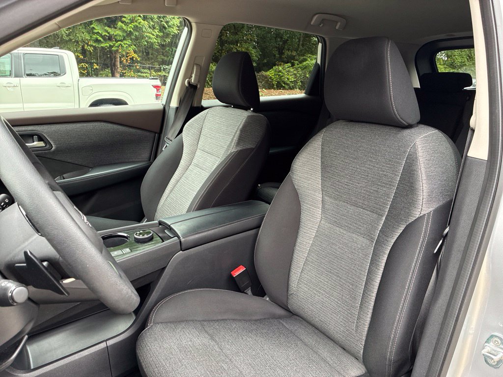 Certified 2023 Nissan Rogue SV AWD/4WD image 15