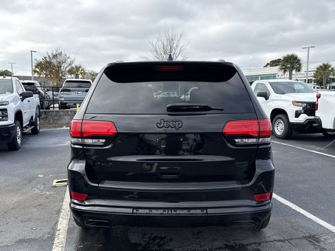 Used 2021 Jeep Grand Cherokee Summit w/ Platinum Series Group image 16