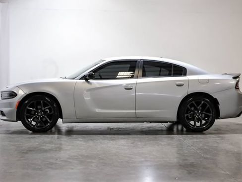 Used 2021 Dodge Charger SXT w/ Blacktop Package RWD image 13