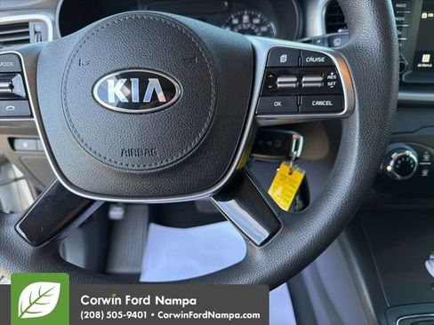 Used 2020 Kia Sorento L FWD image 16